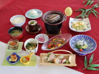 下関市満珠荘　夏料理のご案内
